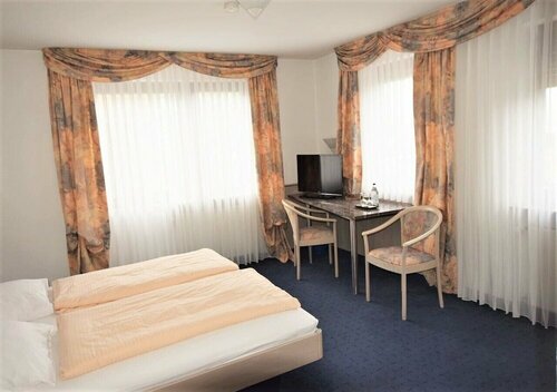 Hotel Alena, Забронировать Отель Фильдерштадт Баден-Вюртемберг