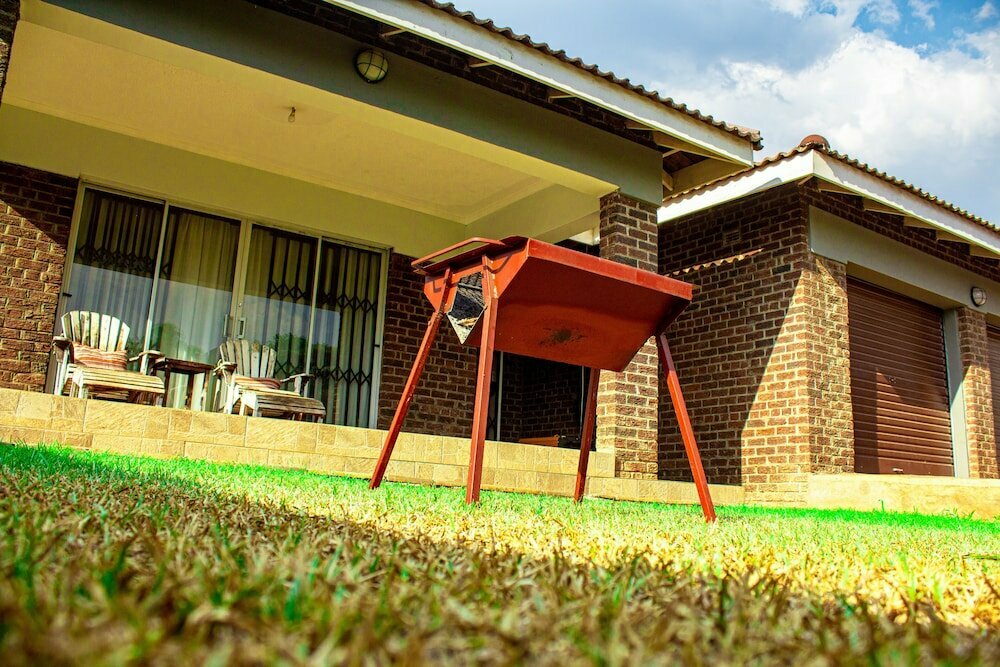Acacia Place