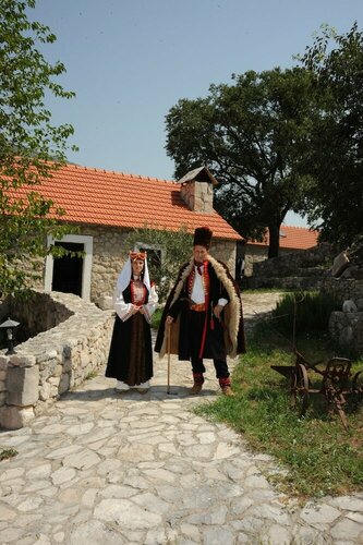 Ethno Village Kokorici, Забронировать Кемпинг Вргорац Dalmatian Zagora