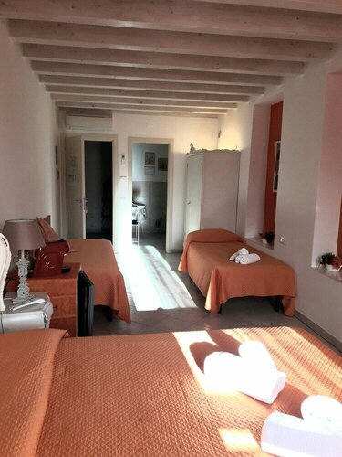 Le Rêve - Lake view rooms, Забронировать Отель «постель и завтрак» Отели Ломбардии с парковкой, Парковка