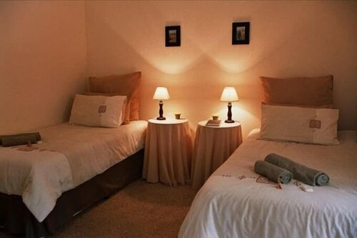 The Elephant Hills B&B, Забронировать Отель «постель и завтрак» Ричардс-Бей Zululand, рядом с Meer n See Shopping Centre
