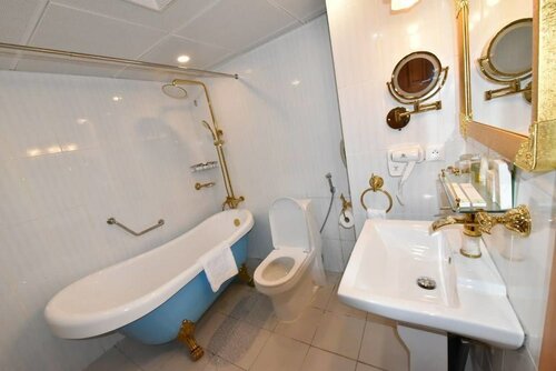 Adamaoua Grand Hotel, Book Hotel 4-stjernede hoteller i Douala, 4*