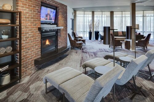 Courtyard by Marriott Providence Warwick, Забронировать Отель Уорик штат Род-Айленд