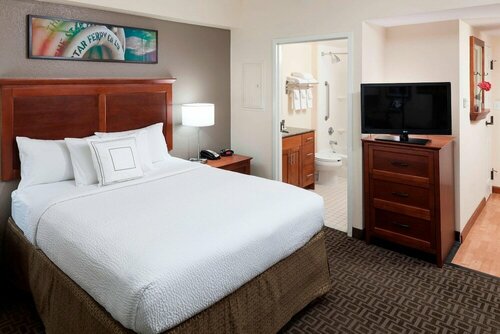 TownePlace Suites Suffolk Chesapeake, Book Hotel Suffolk hoteller med pool, Swimmingpool