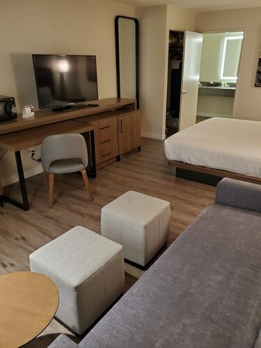 Wyndham Garden San Diego near SeaWorld, Забронировать Отель Midway-Pacific Highway Сан-Диего, рядом с Парк развлечений Си-Уорлд