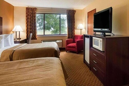 Super 8 by Wyndham Sturtevant/Racine, Rezervați Hotel Sturtevant Wisconsin