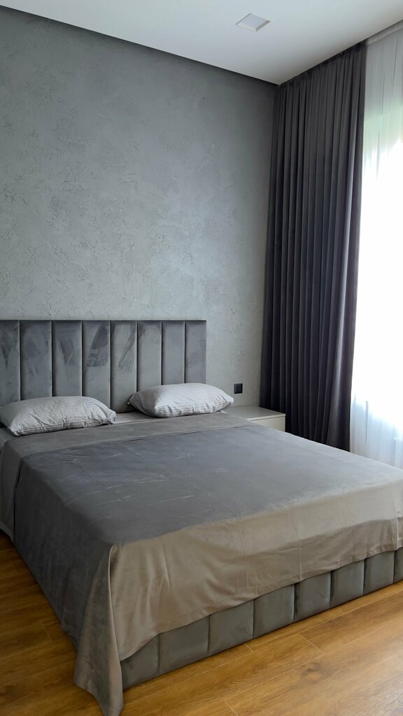 Villa 83
