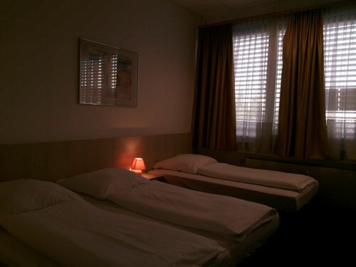 Hotel New Fair Munich Messe, จอง โรงแรม Trudering-Riem มิวนิก