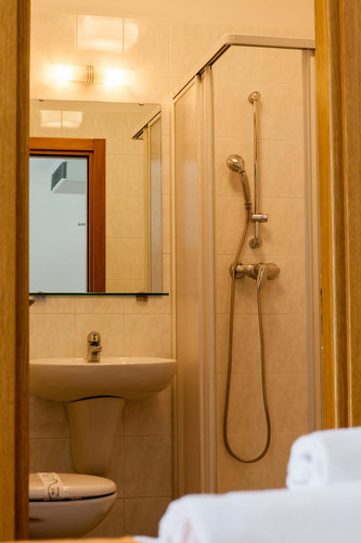 Athos Hotel, Забронировать Отель Отели Рива-дель-Гарды с завтраком, Завтраки
