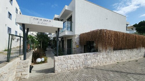 Bodrum Local House, Забронировать Апарт-отель Бодрум Эгейский регион Турции, рядом с Замок Святого Петра