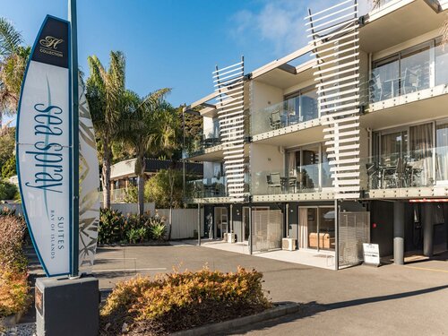 Seaspray Suites Private Unit Ground Floor, Забронировать Отель Отели Бей-оф-Айлендс с парковкой, Парковка