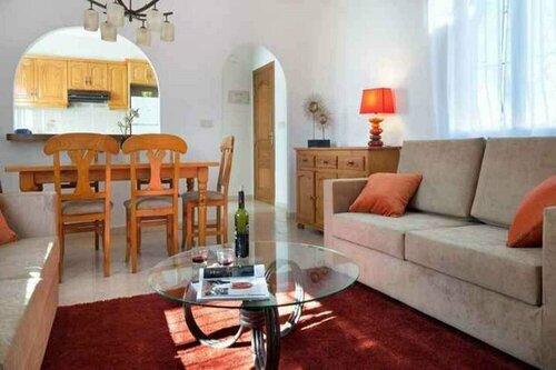 038 Villa Magrana, Забронировать Вилла Отели Эльс-Поблетс с бассейном, Бассейн