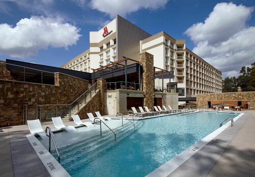 Raleigh Marriott Crabtree Valley, Забронировать Отель Роли Raleigh-Durham Metropolitan Area