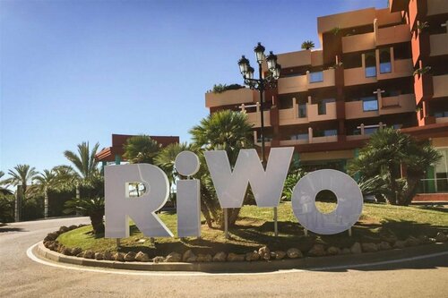 Holiday World RIWO Hotel., Забронировать Отель Бенальмадена Малага
