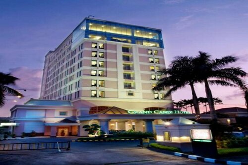 Grand Candi Hotel, Брондау Қонақ үй Semarang Central Java, Police Academy маңындағы