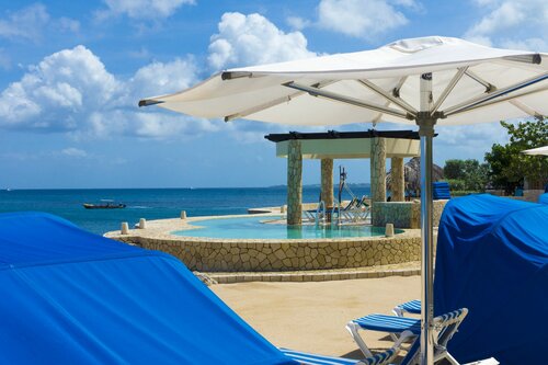 Ocean Cliff Hotel, Réserver Hôtel Hôtels à Westmoreland avec piscine, Piscine