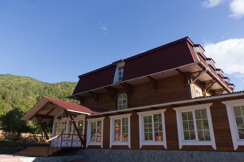 Gornyy istochnik, Rezerwuj Pensjonat Elekmonar Chemal'skij trakt