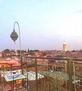 Riad Layla Rouge, Rezervasyon Pansiyon / Hostel Marakeş hosteller, Pansiyon / Hostel