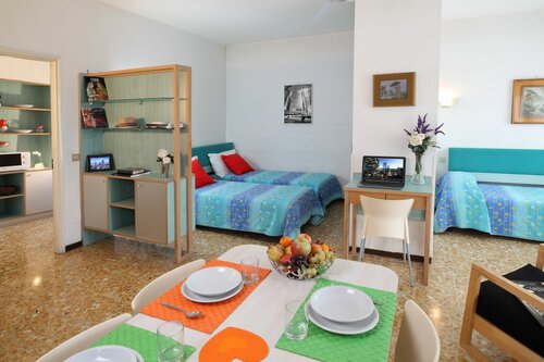 Residence Giusti 6, Забронировать Отель Отели Милана 3 звезды, рядом с Ланца, 3*
