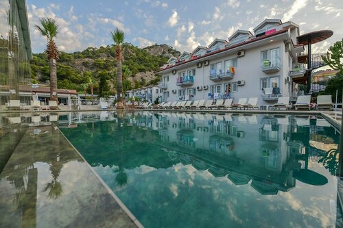 Majestic Hotel, Забронировать Отель Отели Олюдениза с питанием, рядом с Пляж Олудениз, Пансион