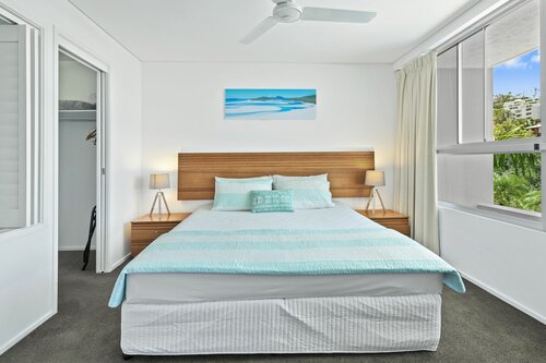 Azure Sea Whitsunday Resort, Забронировать Курортный отель Эрли-Бич Whitsundays, рядом с Рынок пляжа Эйрли