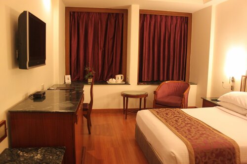 Hotel Maurya, Забронировать Отель Отели Патны с парковкой, Парковка
