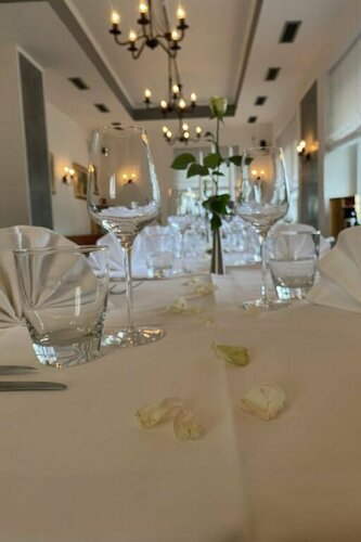 Hotel Apartments Restaurant CALA LUNA, Забронировать Апартаменты/квартира Марбург земля Гессен
