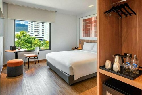 ibis Chiang Mai Nimman Journeyhub, Забронировать Отель Chang Phueak 