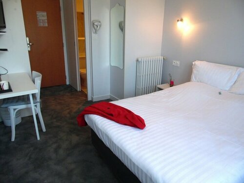 Hôtel Restaurant Chante Grelet - Spa & Bulle de Détente, Book Hotel Hoteller i Rhône-Alps med parkering, Parkering
