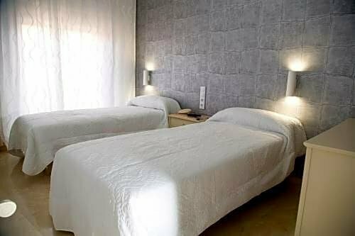 Hotel Reina Victoria, Забронировать Отель Эльин Albacete Province