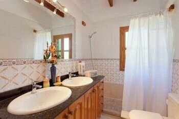 Bonita Sencelles, Boek Hotel Balearen Spanje