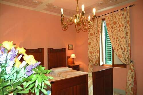 Palazzo Vanneschi, Забронировать Отель Буцина Valdarno