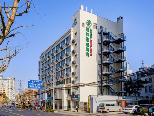 GreenTree Inn Shanghai Jingan Railway Station Xinzha Road Business Hotel, Boek Hotel Shanghai Hotels met Parkeerplaats, Parkeren