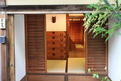 Our Turn Machiya Inn, Book Hotel Kyoto Japan