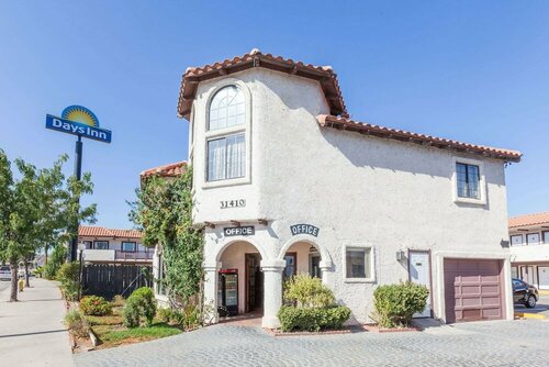 Days Inn Castaic Six Flags Magic Mountain, Rezervați Mini-hotel Castaic California
