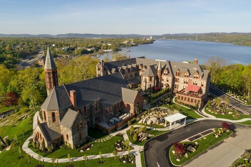 The Abbey Inn & Spa, Buchen Sie Resort SPA-Hotels in Peekskill, SPA