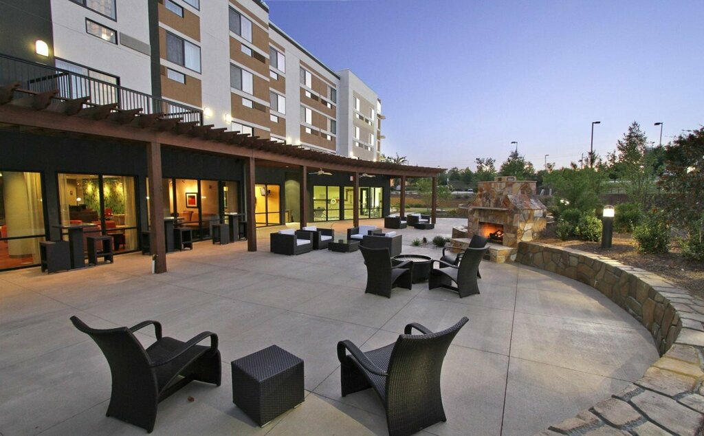 Courtyard Raleigh North/Triangle Town Center