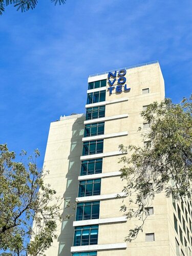 Novotel Ahmedabad, Забронировать Отель Ахмадабад штат Гуджарат