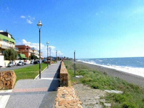 B&B La Casetta, Забронировать Отель «постель и завтрак» Отели в центре Ладисполи, в центре