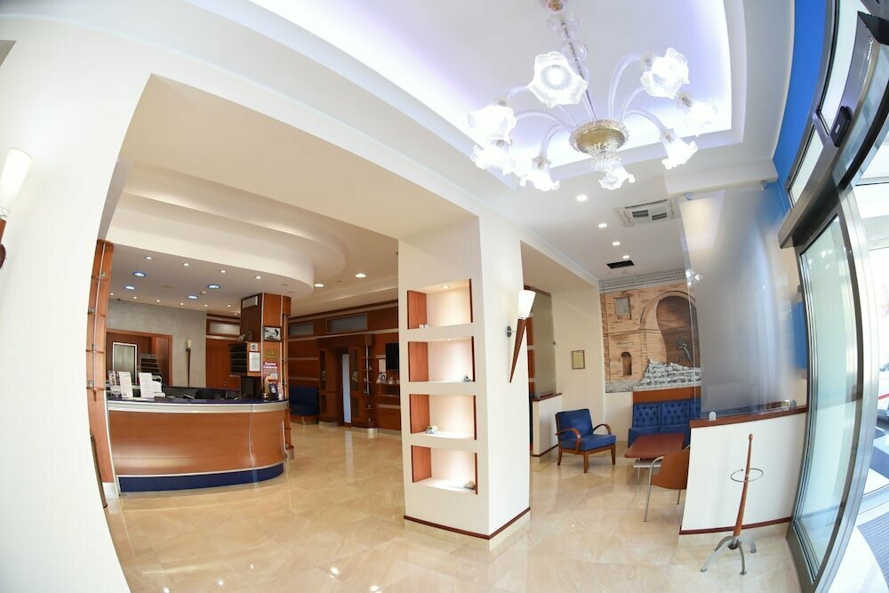Hotel Niagara