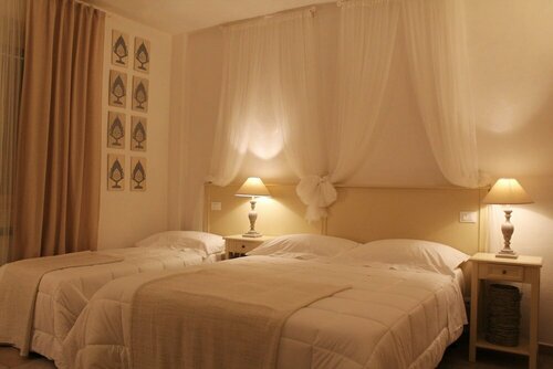 Le Nicchie Guest House, Брондау Гостьхаус Lucera Apulia