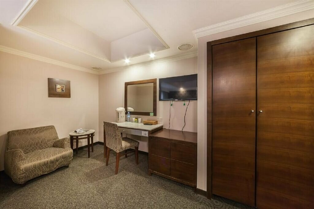Ferrary Hotel