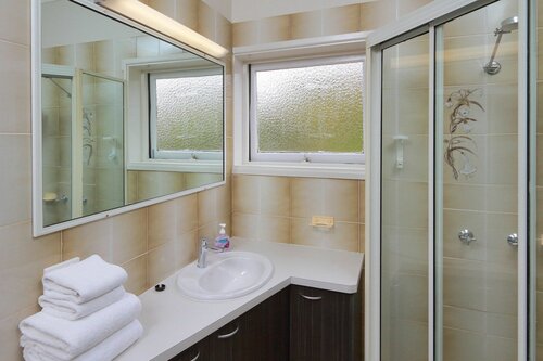 Palm Beach Hotel, Prenota Hotel Hotel a Queensland con parcheggio, Parcheggio