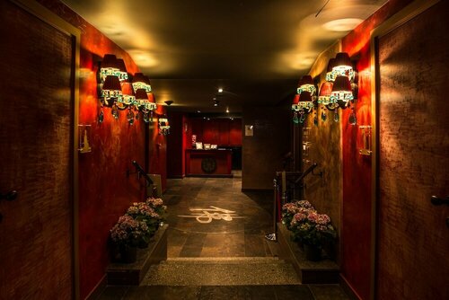 Buddha-Bar Hotel Prague, Забронировать Отель Отели Праги с завтраком, рядом с Торговый центр The White Swan, Завтраки