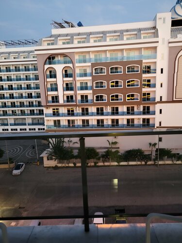 Albahir Deluxe Hotel, Забронировать Отель Отели Средиземноморского региона с парковкой, Парковка