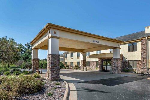 Comfort Inn & Suites Black River Falls I-94, Réserver Hôtel Hôtels à Wisconsin avec piscine, Piscine