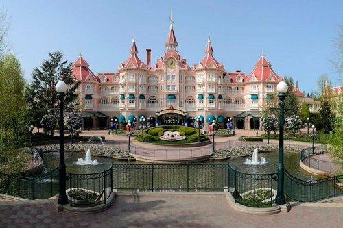 Disneyland Hotel, Book Hotel Chessy Marne-la-Vallee