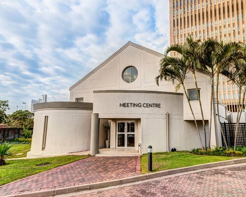 City Lodge Hotel Durban, Забронировать Отель Дурбан Квазулу-Наталь, рядом с Durban Railway Station