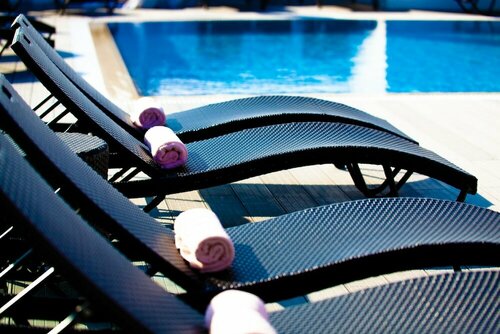 Rocca Nettuno Suites, Забронировать Отель Отели Слима с парковкой, рядом с Торговый центр The Point, Парковка