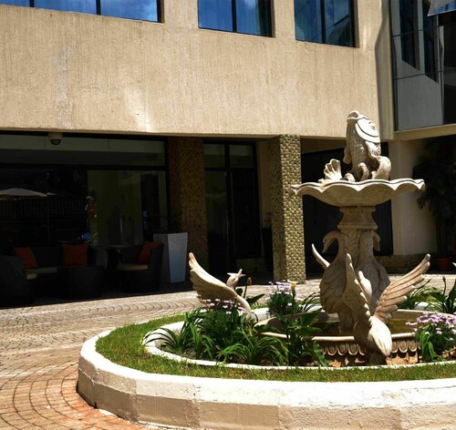 La Maison Royale, Prenota Hotel Nairobi CBD Nairobi, vicino a Consolata School